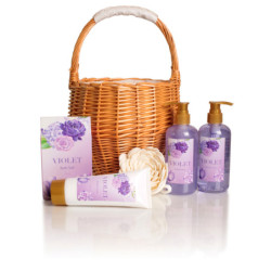 BOLSO DE MIMBRE. VIOLETAS